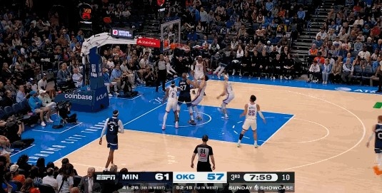 星空-无所不能！兰德尔封盖SGA&amp;进攻端予取予求两节半已经砍下26+5+5